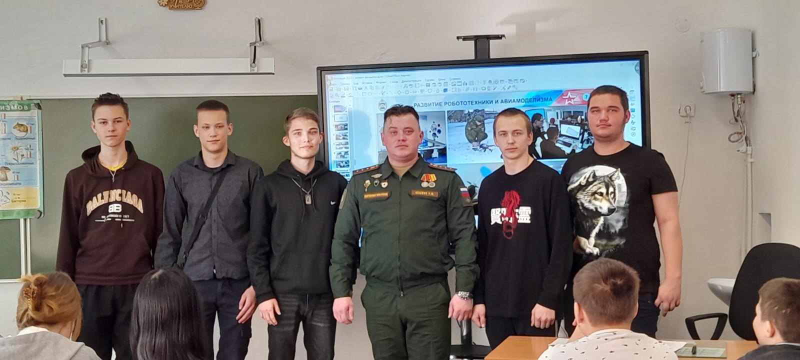 Встреча курсантом Тюменского высшего военно-инженерного командного училища..